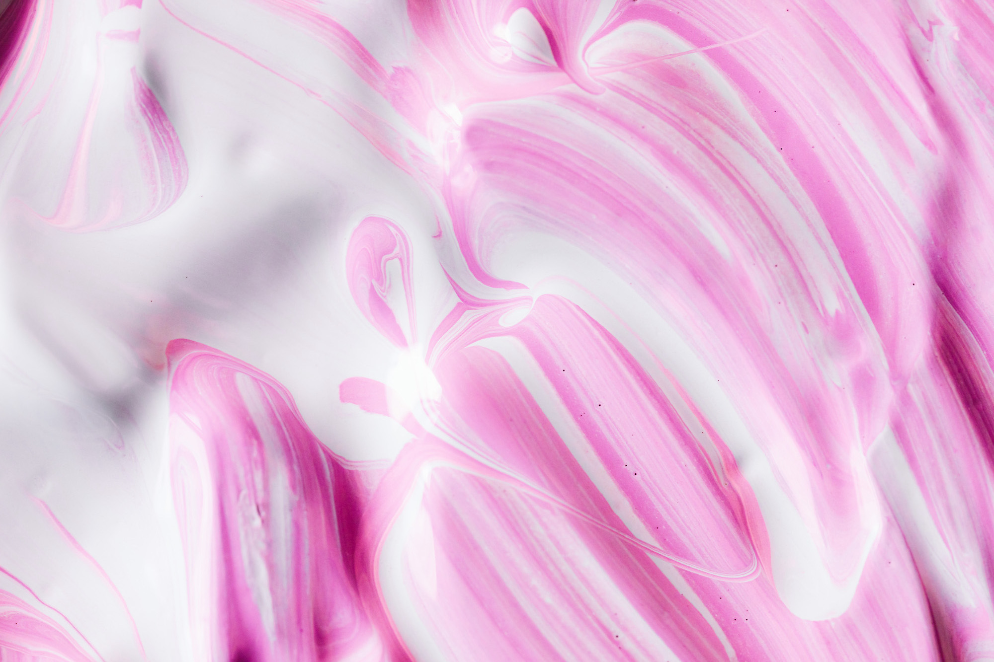 kaboompics_Paint backgrounds – various shades of purple and pink-3